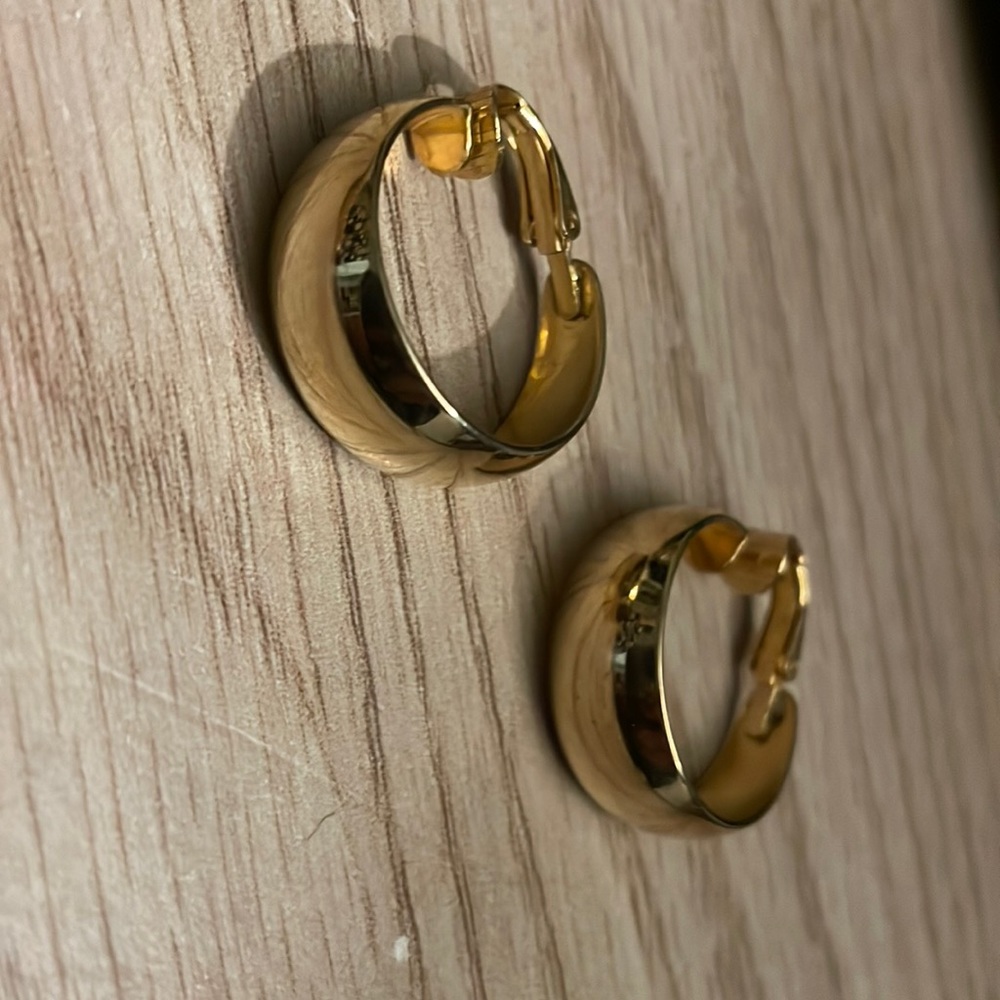 Vintage L.H. Seal Hoop Clip on Earrings